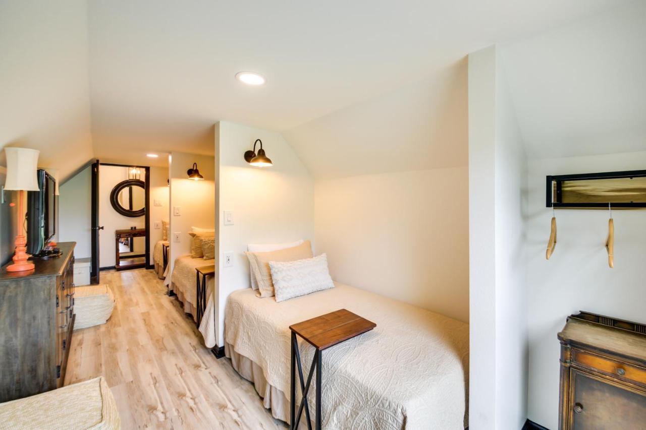 Charming Lakefront Oasis In Hot Springs, Arkansas! Hot Springs